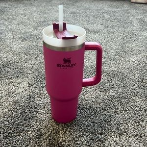 40 Oz Stanley Tumbler